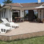 Oasis-shabla Villa